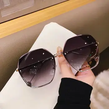 2022 Luksusa Modes Saulesbrilles Sieviešu Materiāls Metāla Sieviešu Pārklājuma Objektīvs Dekoratīvās Vintage Saules Brilles Lentes De Sol Mujer Dāvanu